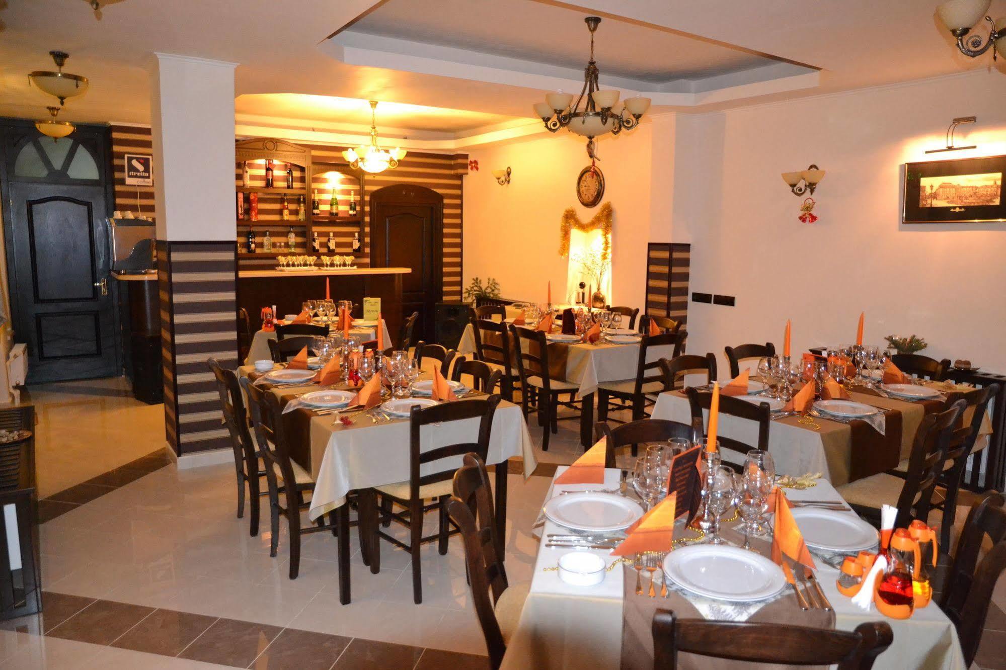 Porto Franco Residence Brăila Extérieur photo